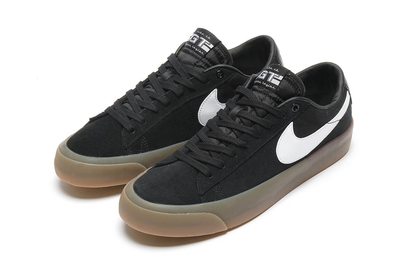 Nike SB Zoom Blazer Low Pro GT : Black / White / Gum