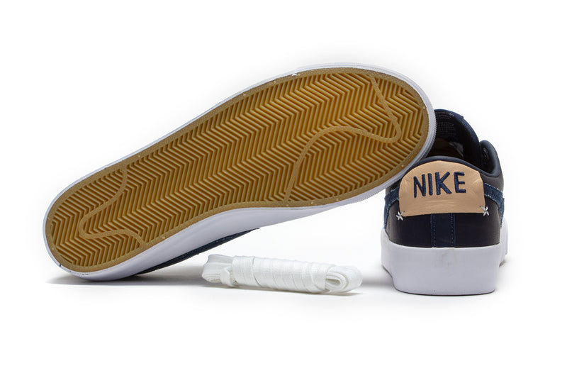 Nike SB Zoom Blazer Low Pro GT : Midnight Navy / White