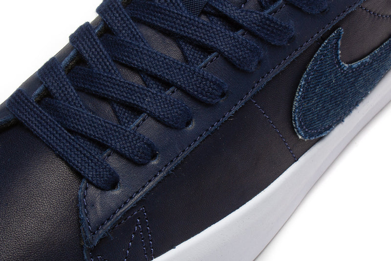 Nike SB Zoom Blazer Low Pro GT : Midnight Navy / White